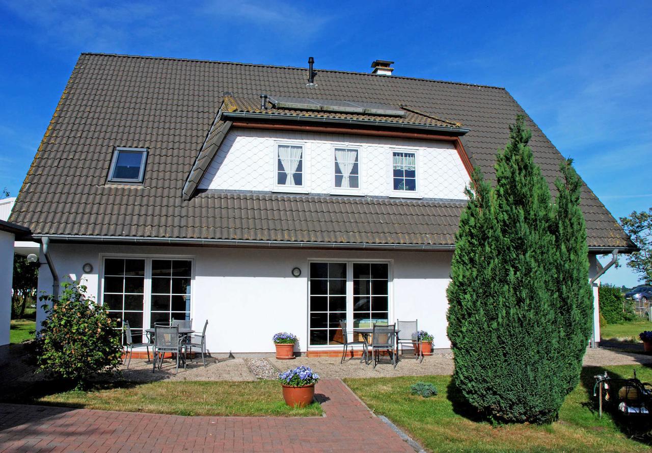 Ferienwohnungen An Der Hagenschen Middelhagen Exterior photo