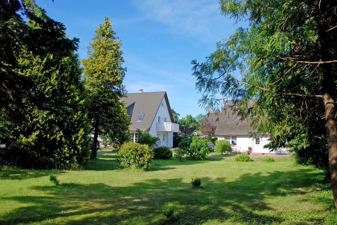 Ferienwohnungen An Der Hagenschen Middelhagen Exterior photo
